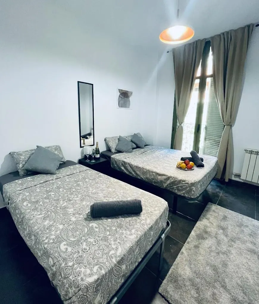 Sepulveda R1 Bed & Breakfast Barselona İspanya